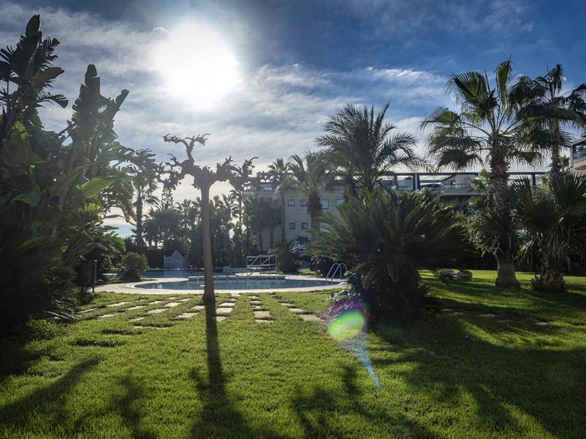 Dorasal Solo Familias Serviplaya Playa De Xeraco Exterior photo